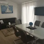 Luxury Vucinic Apartamento Pirovac