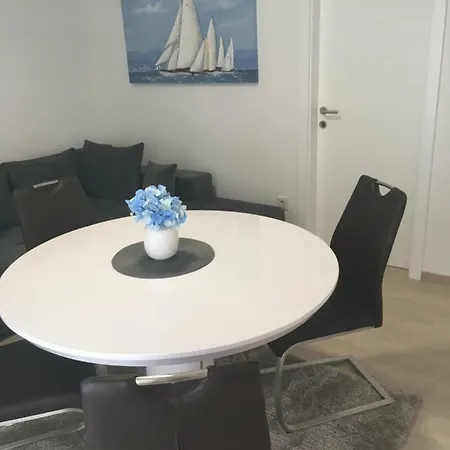 Apartment Luxury Vucinic Pirovac